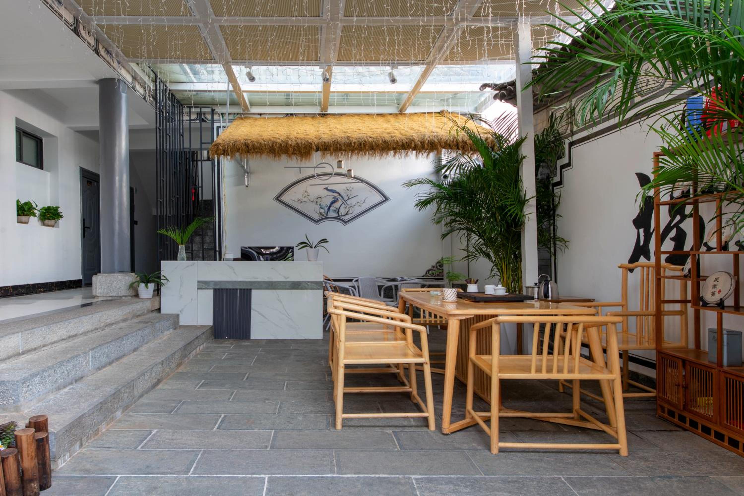 Dali Muqiuqingfengyunye Boutique B&B