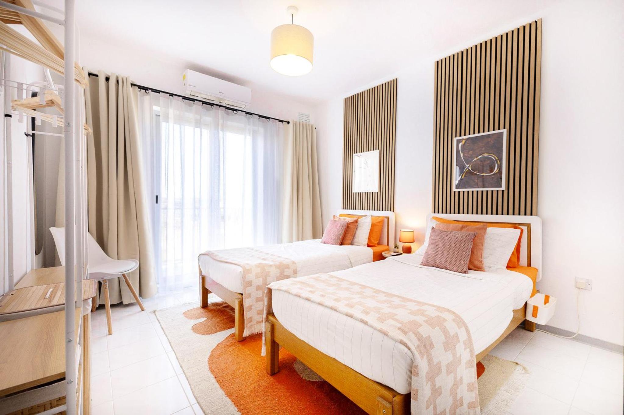 Spacious 2BR Penthouse with a Large Front-Terrace - Close to Bugibba Perched Beach photo 3