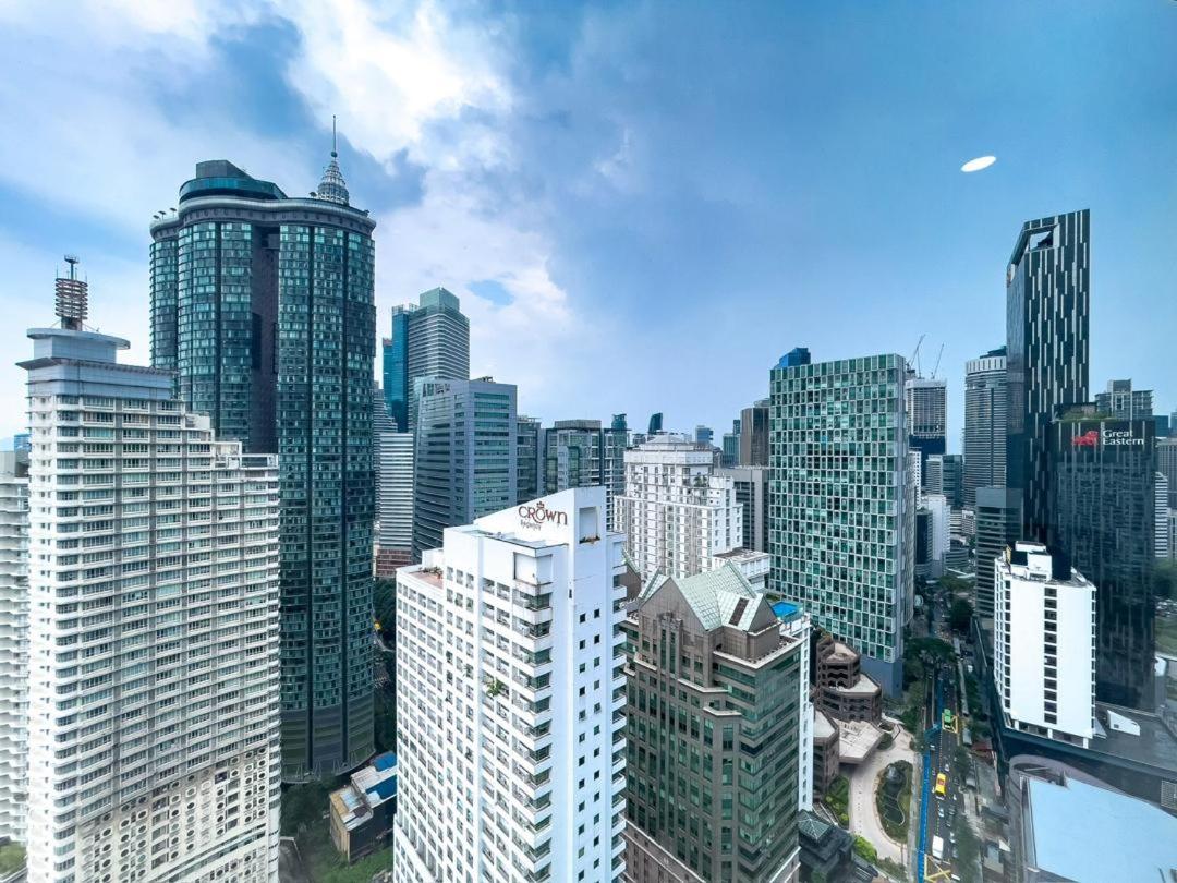 Vortex Suites by Premium Apartment