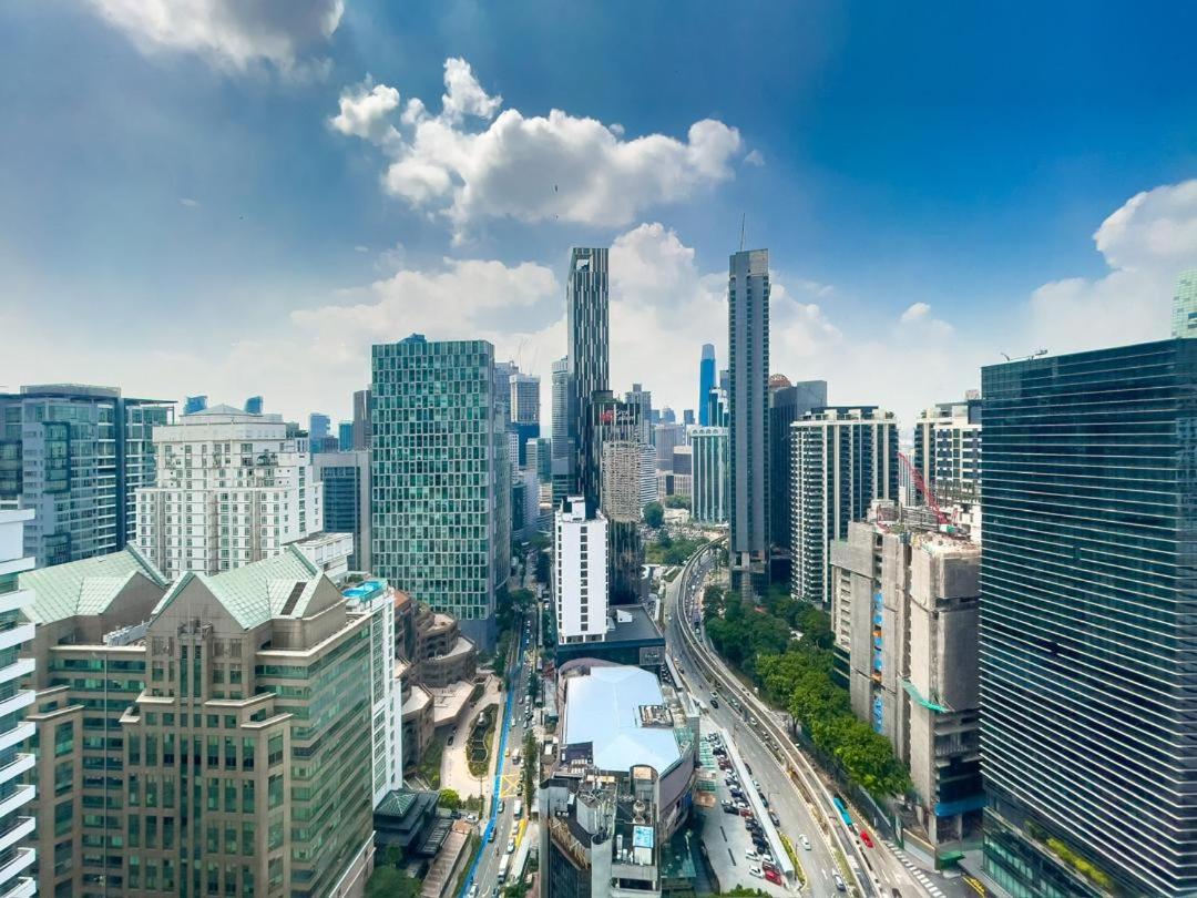 Vortex Suites by Premium Apartment