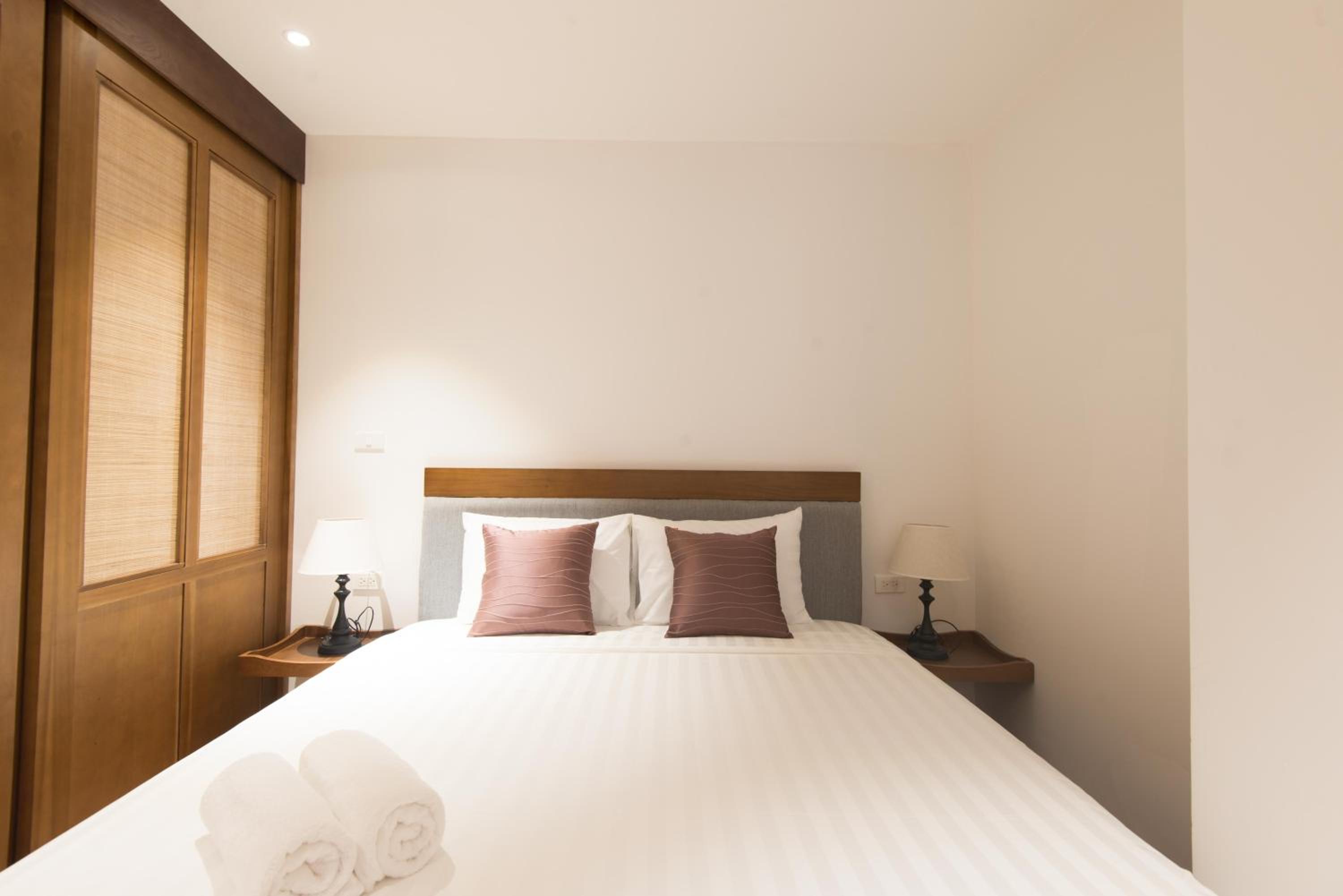 22housing Hotel & Apartment 81 Linh Lang