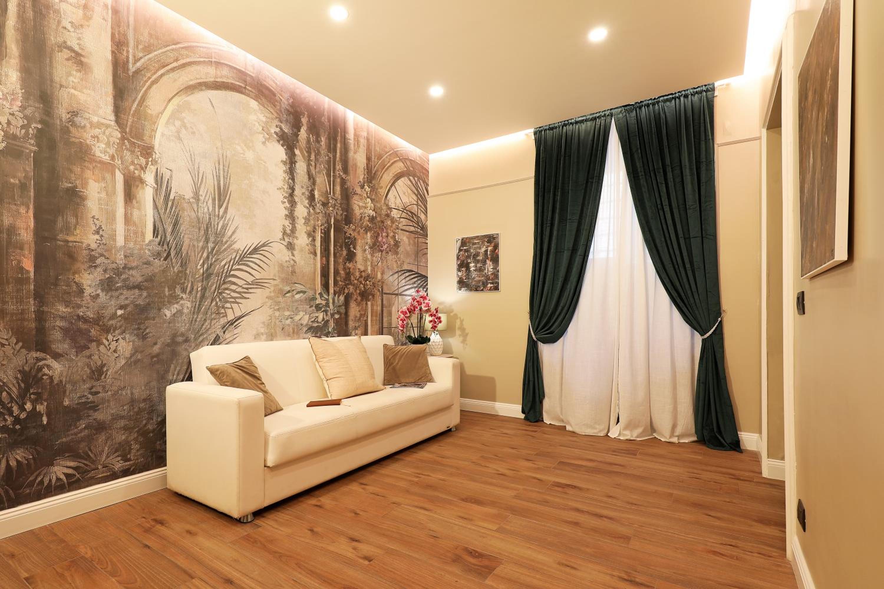 Grand Tour Rome Suites - Liberty Collection