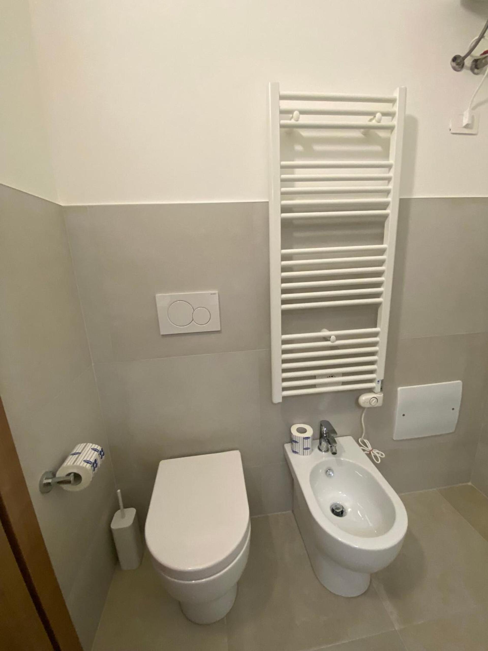 Residence Montefeltro Pesaro - Il Lupo Affitta