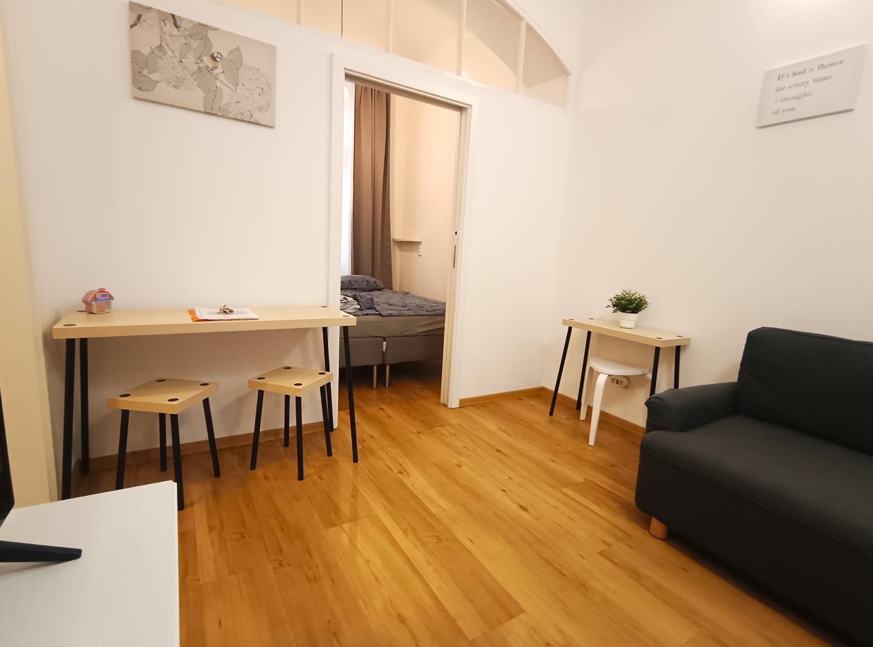 Pat & Mat Apartment