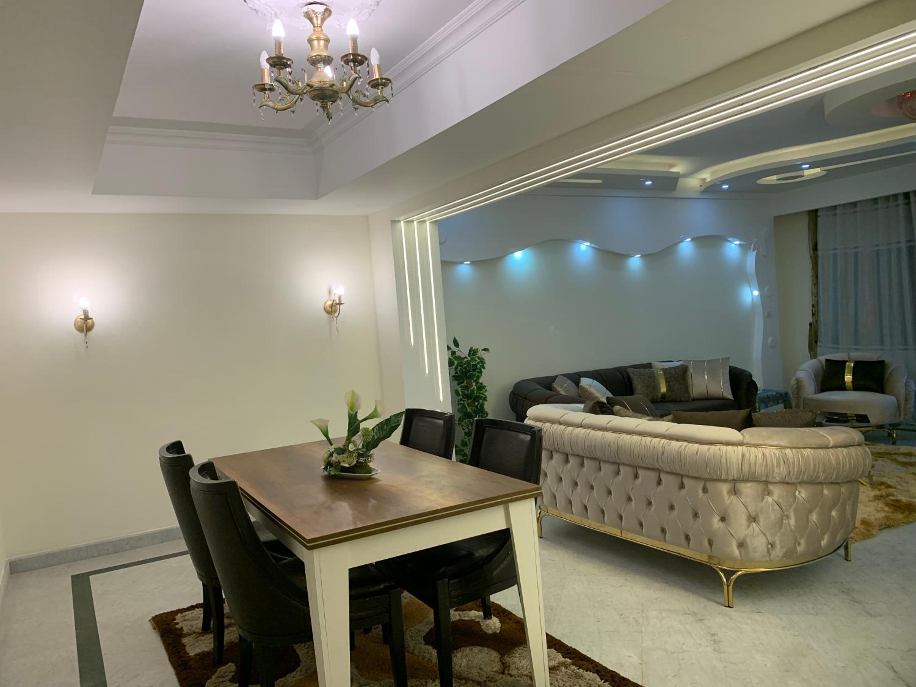 Four seasons at san stefano grand plaza