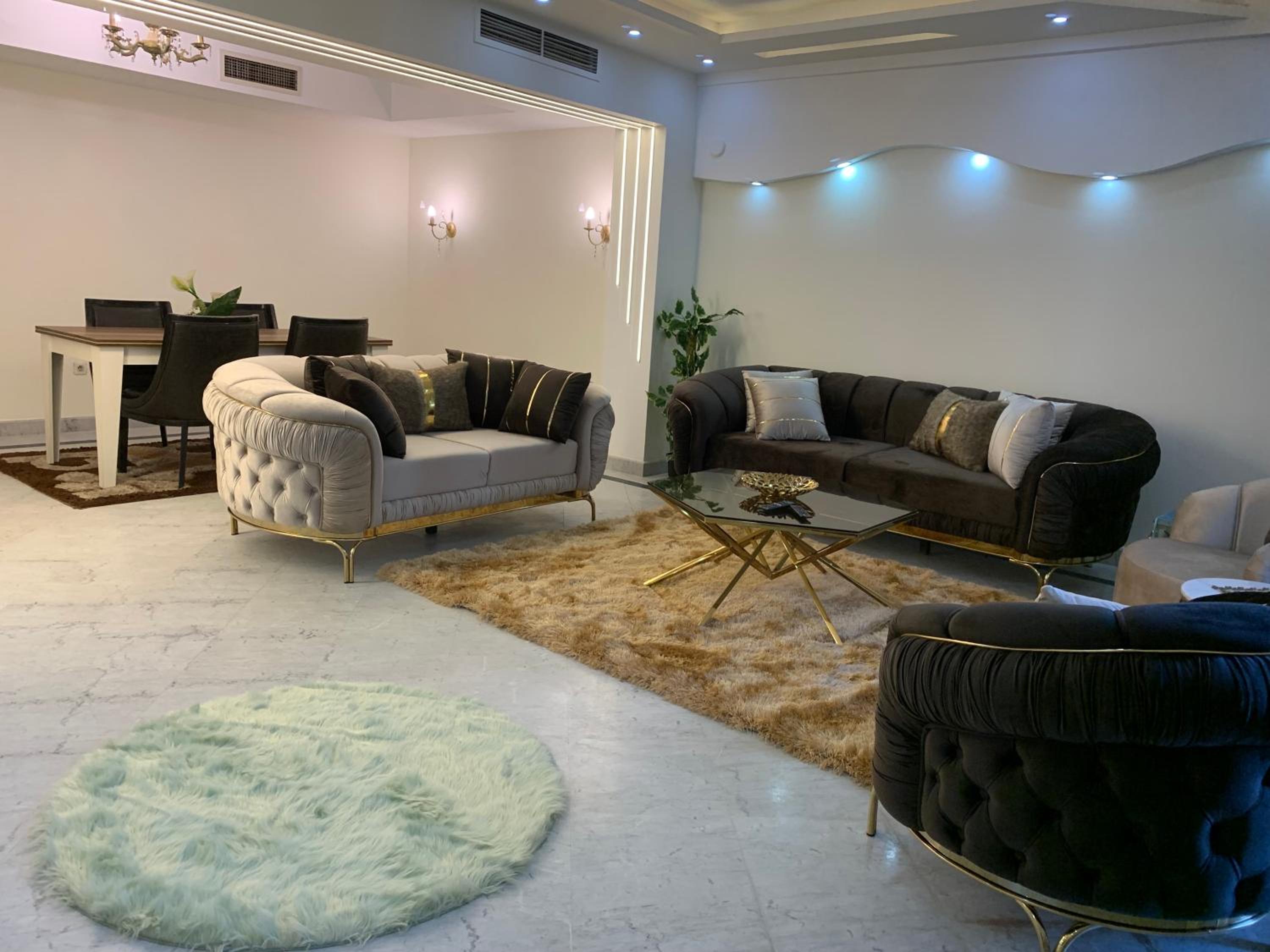 Four seasons at san stefano grand plaza