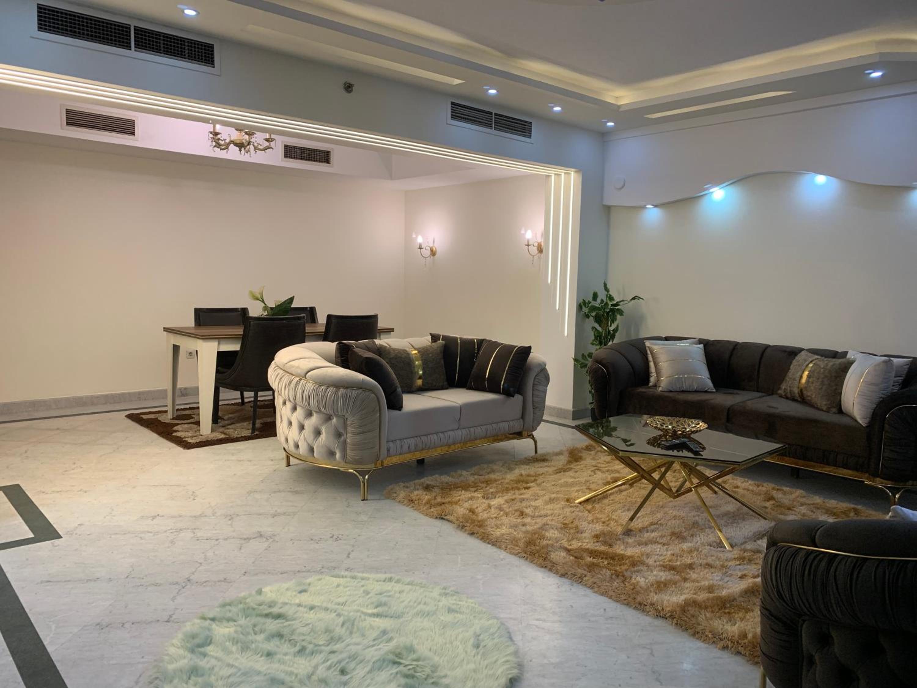 Four seasons at san stefano grand plaza