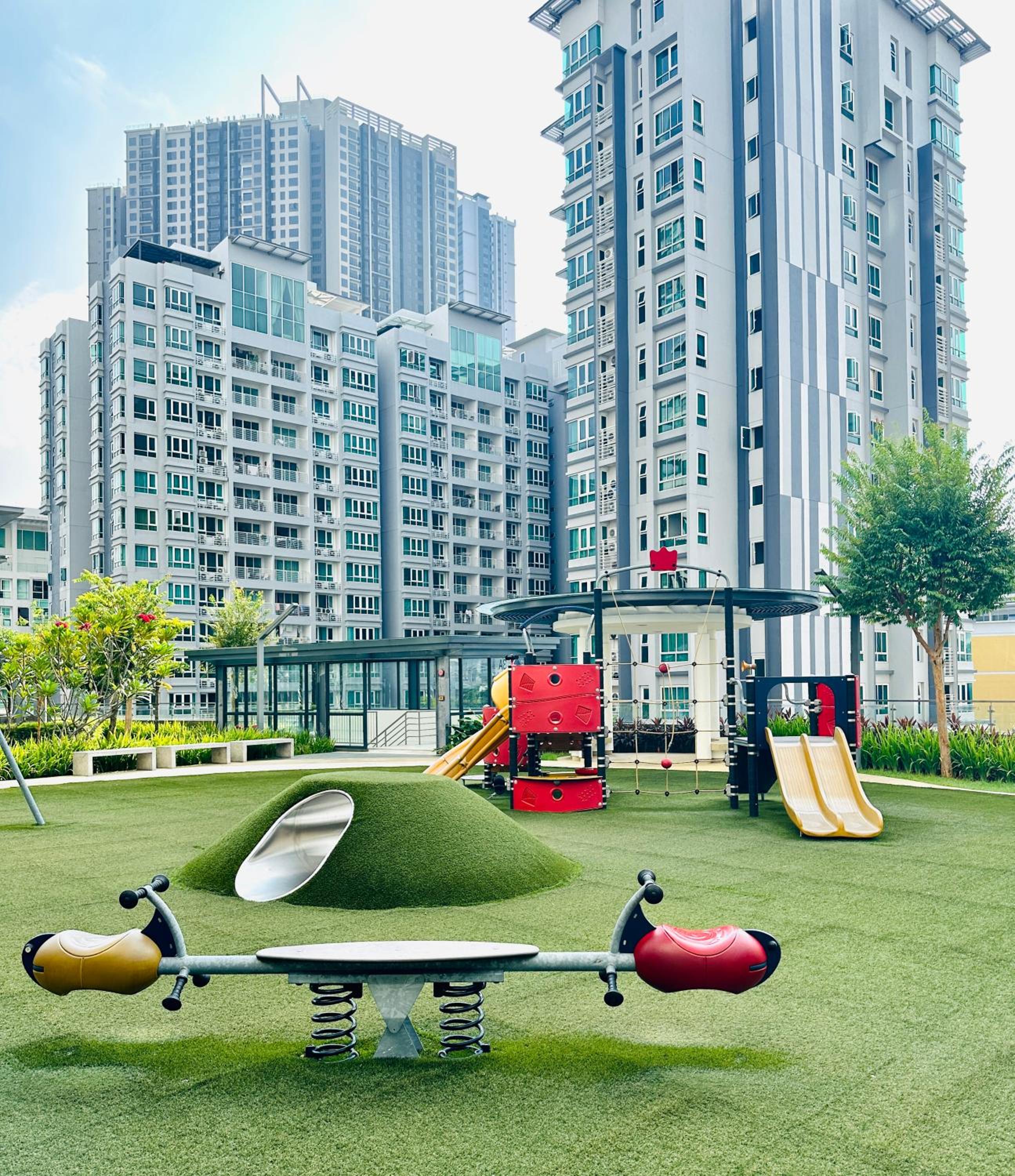 V Residence Suites-3A