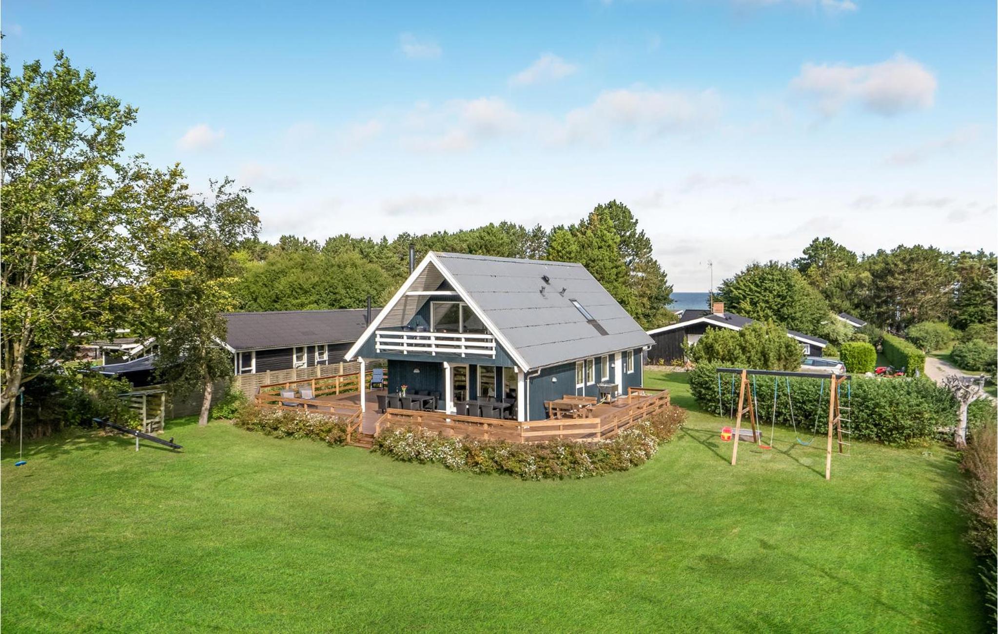 Amazing Home In Glesborg With Sauna