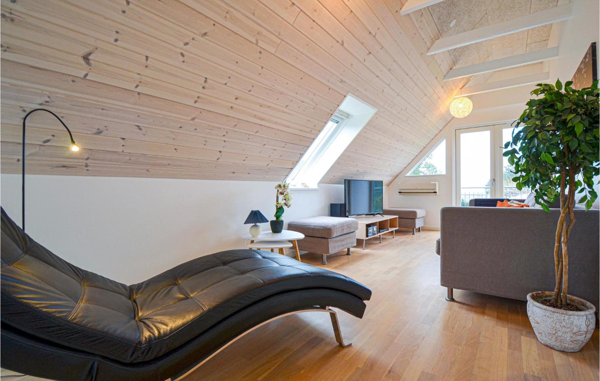 Amazing Home In Glesborg With Sauna