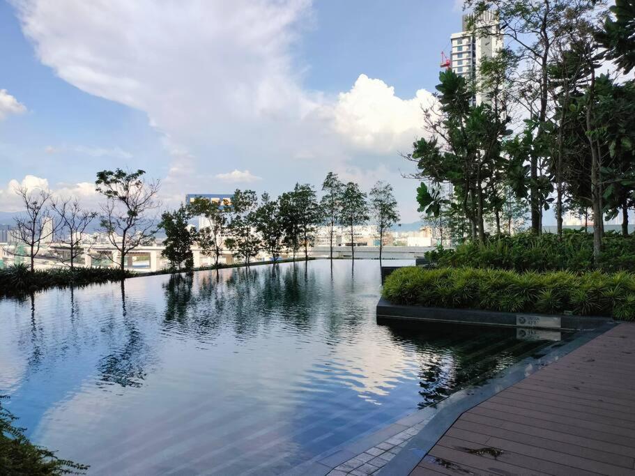 Continew TRX Corner 2-BR, 2 Balconies City Views