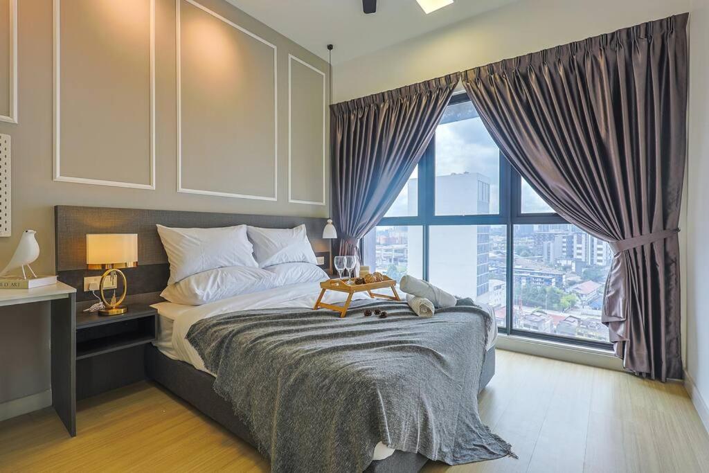 Continew TRX Corner 2-BR, 2 Balconies City Views
