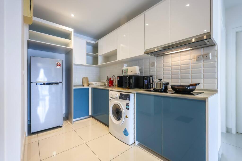 Continew TRX Corner 2-BR, 2 Balconies City Views