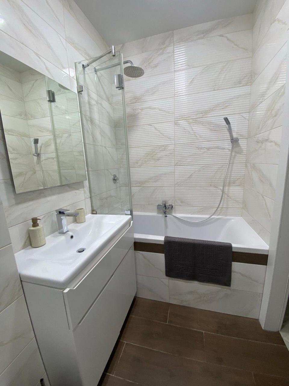 Avalon Time Apartment
