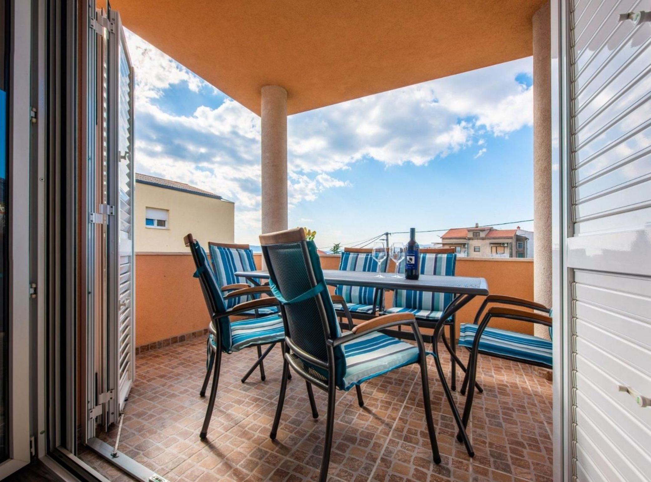Charming and Tranquil Kastel Gomilica Apartment with Balcony and Patio view 3