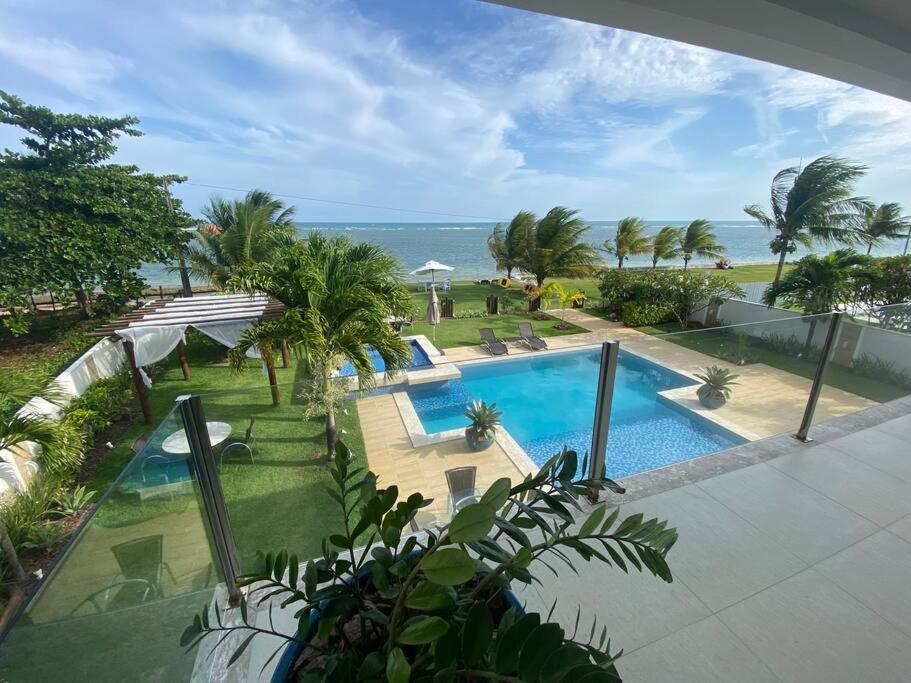 Casa Baleia, frente mar na Ilha de Itaparica!