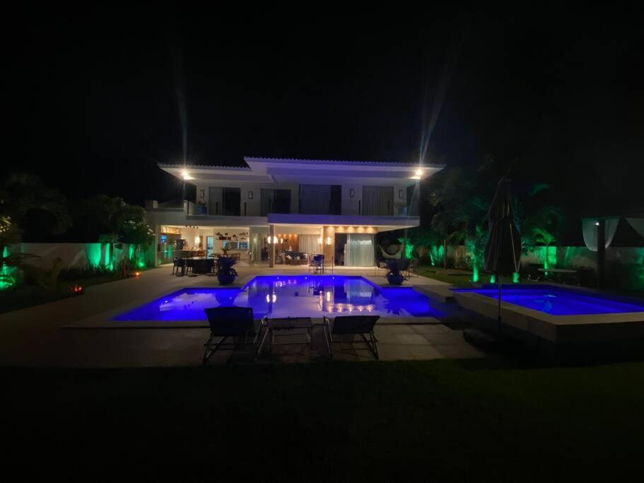 Casa Baleia, frente mar na Ilha de Itaparica!