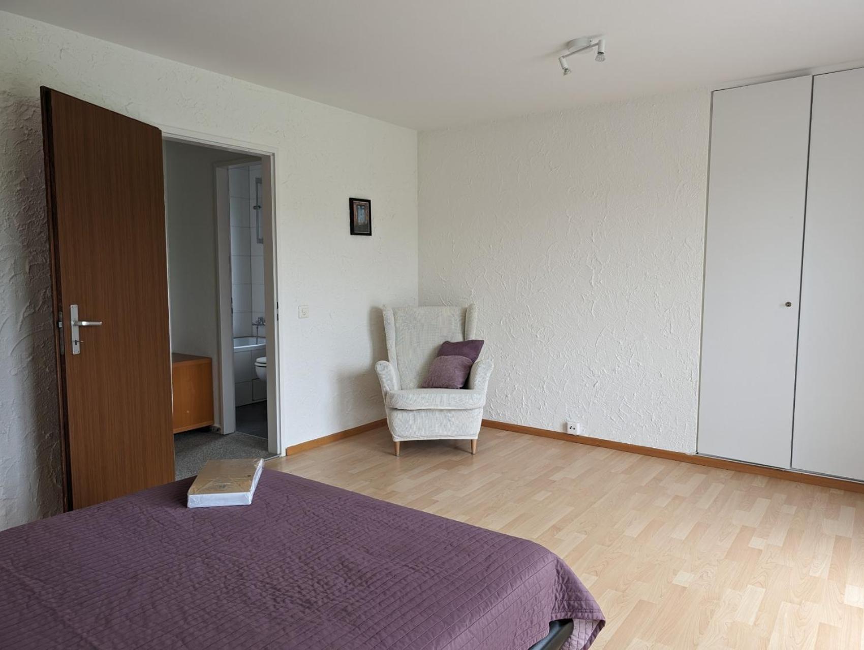Stilvolles Privatzimmer im Einfamilienhaus nahe Basel