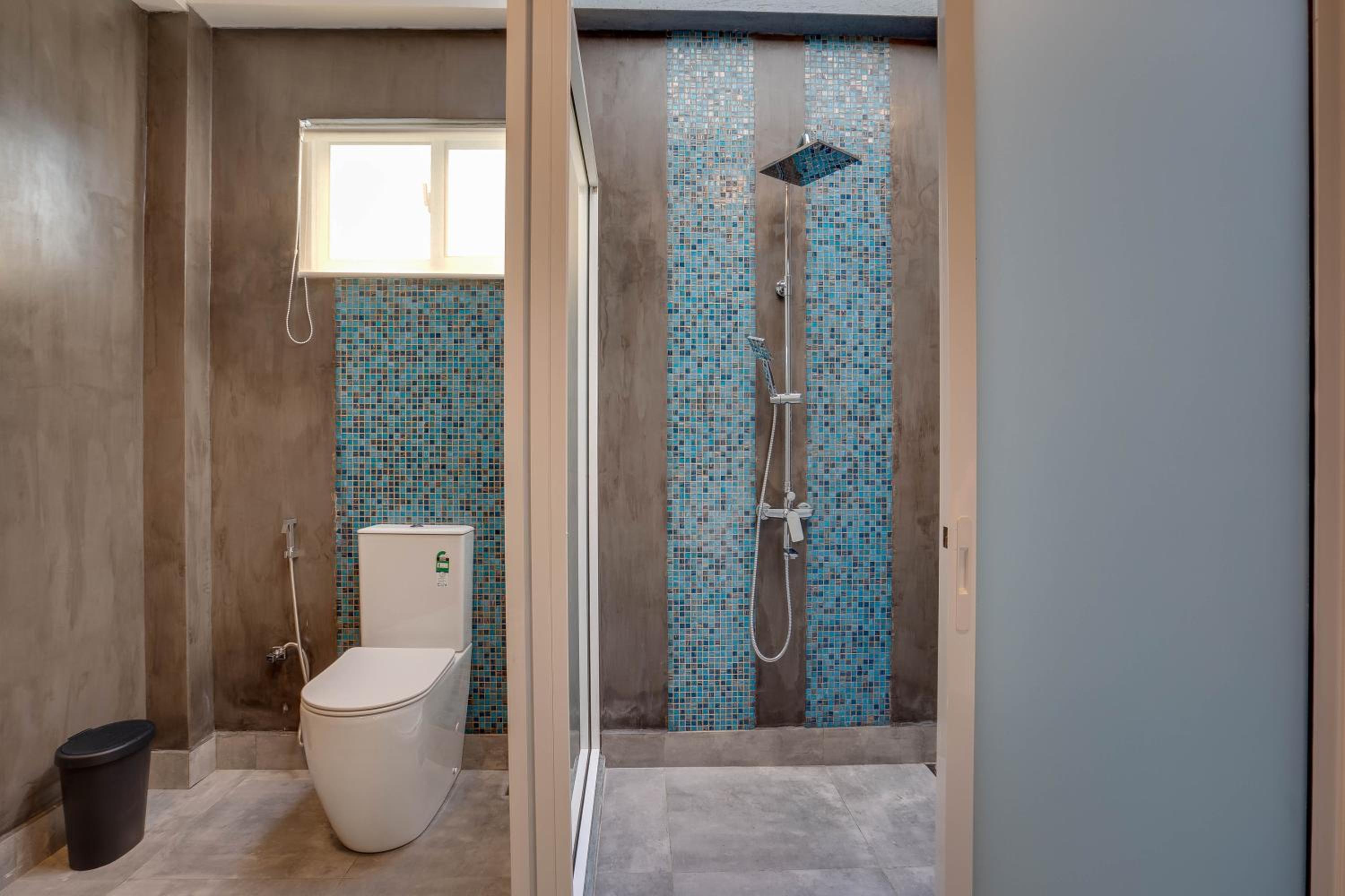 Hasthri Boutique Blue Apartment in Ahangama with pool Near Beach view 4