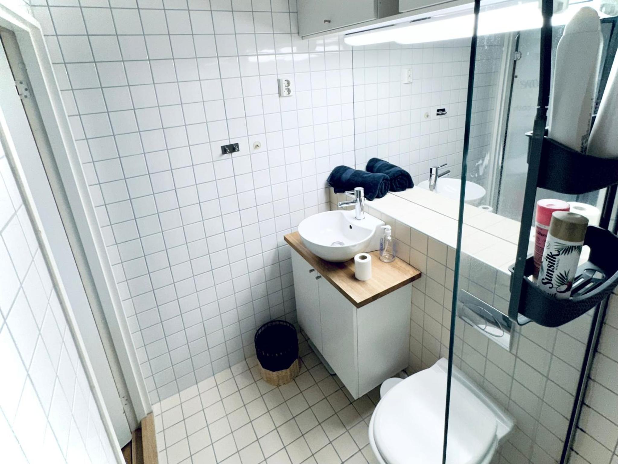 Prime Location by Oslo S & Karl Johan view 3