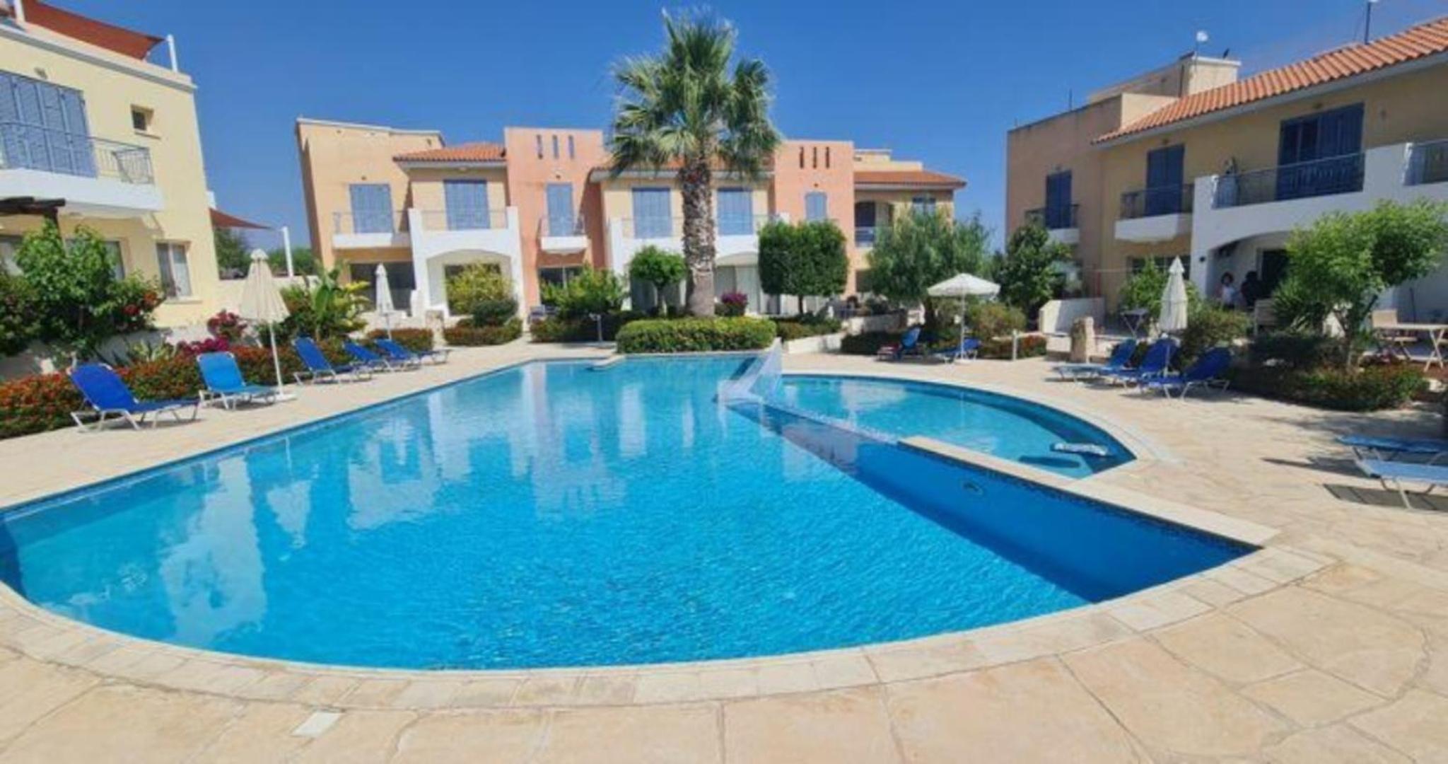 IRINI - Superior Luxury Apartment, Just 13 Minutes from Paphos
