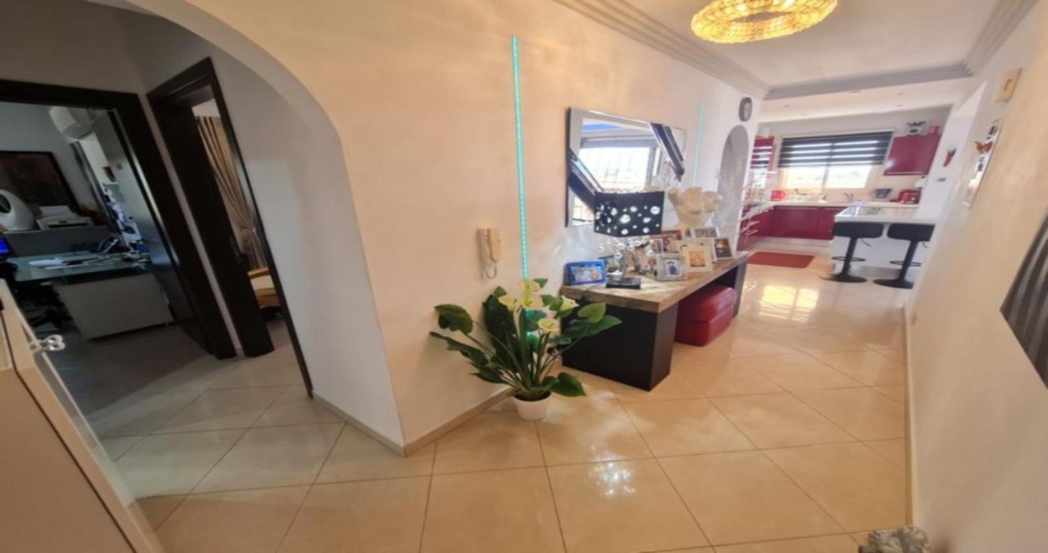 IRINI - Superior Luxury Apartment, Just 13 Minutes from Paphos
