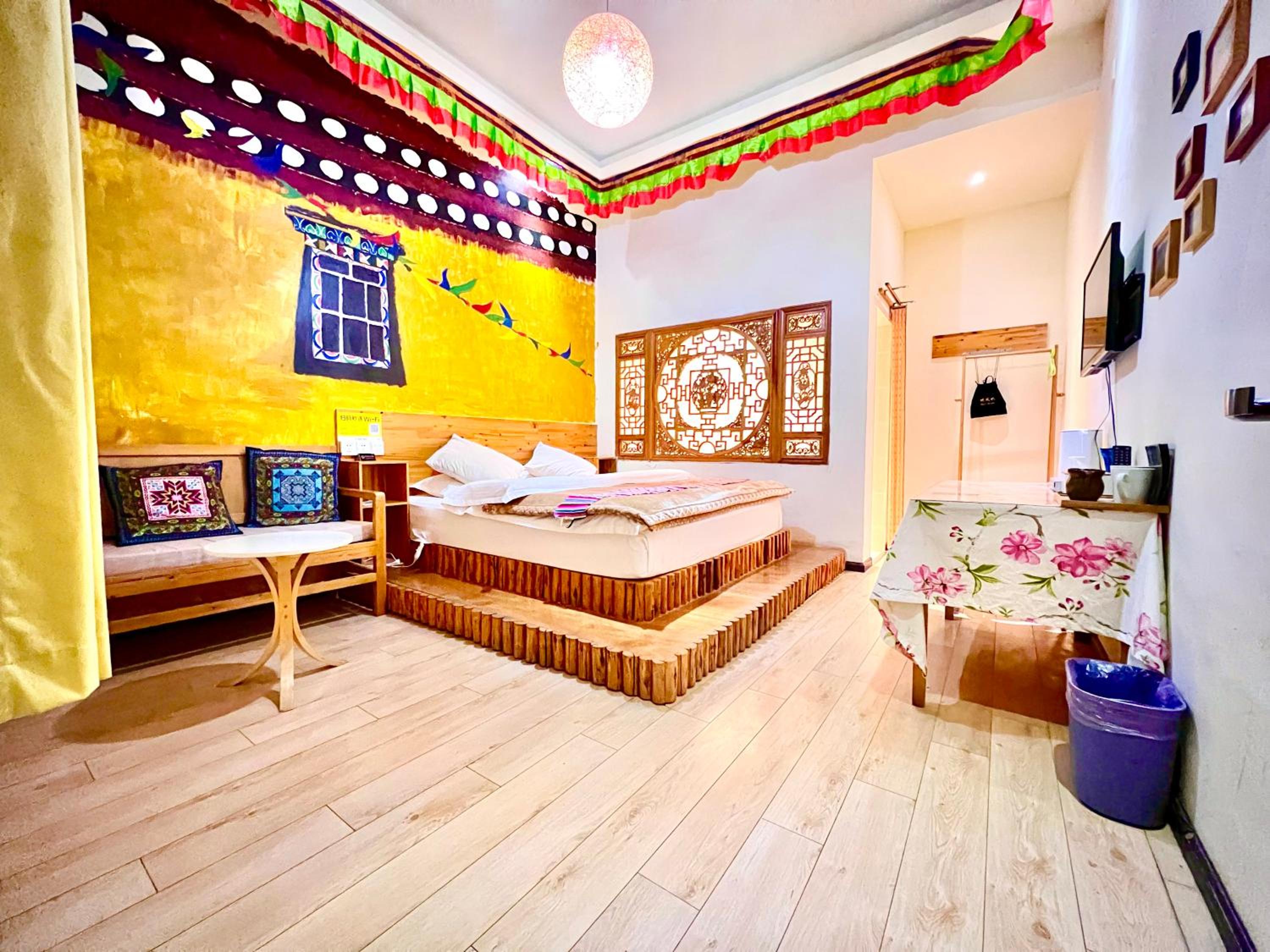 Shangri-La Chudengshuo Homestay楚登硕民宿
