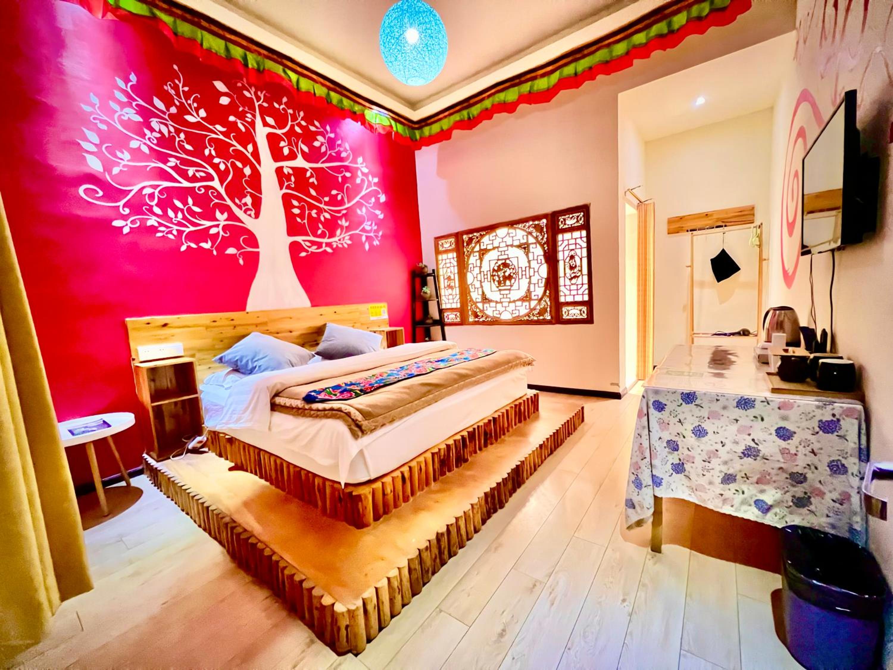 Shangri-La Chudengshuo Homestay楚登硕民宿