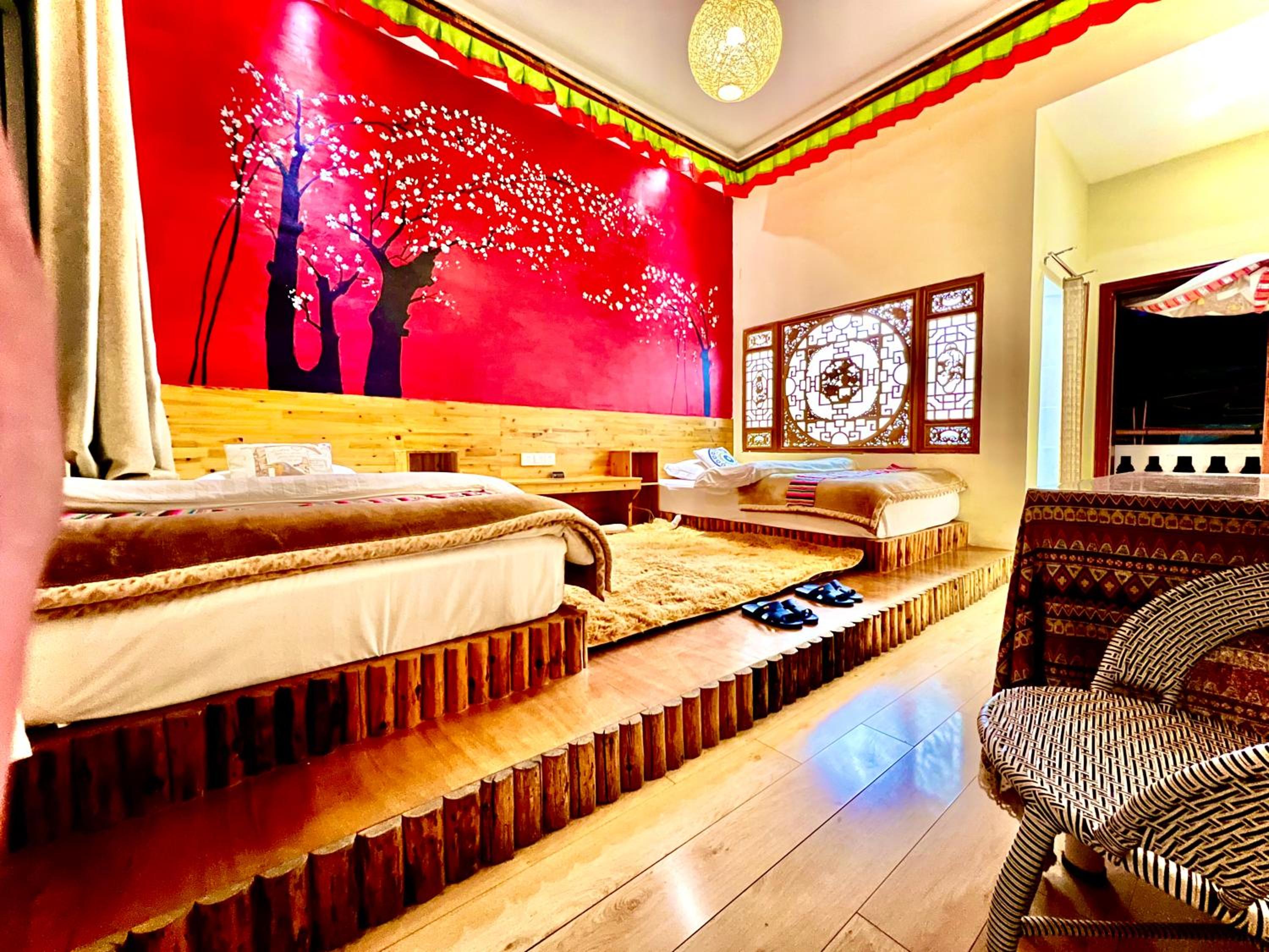 Shangri-La Chudengshuo Homestay楚登硕民宿