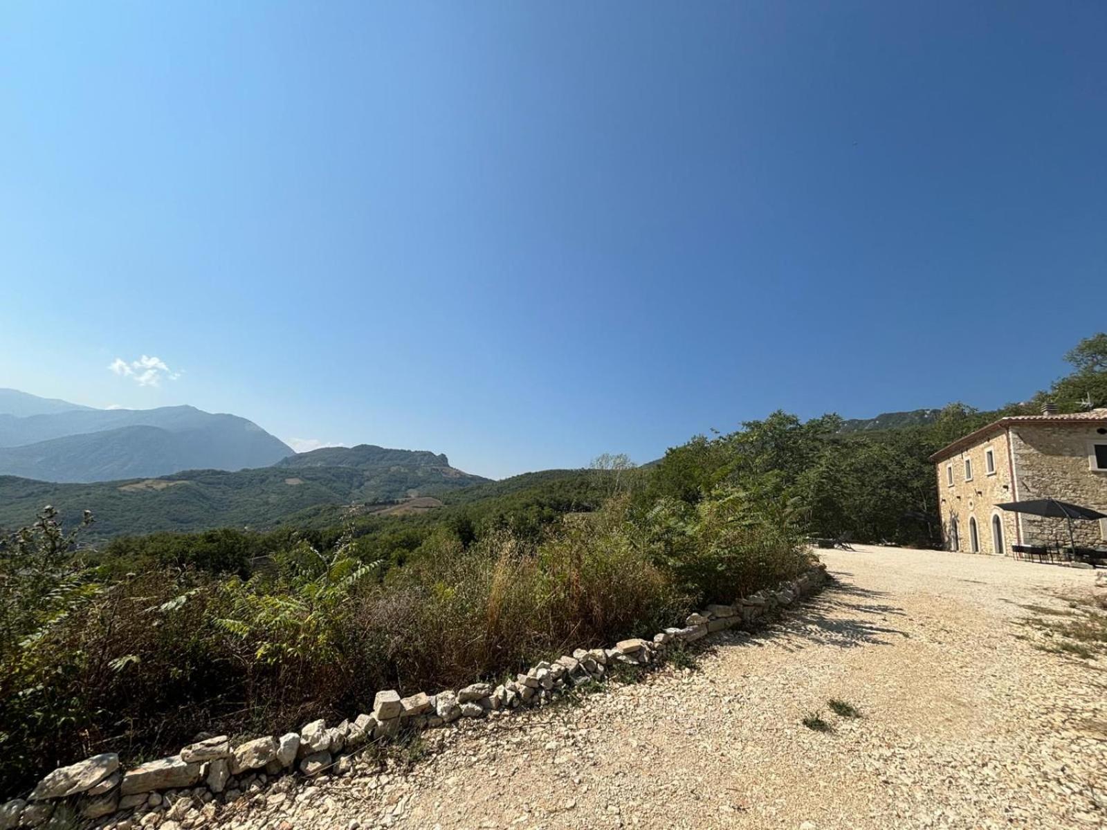 Abruzzo Farmhouse with Spectacular Views