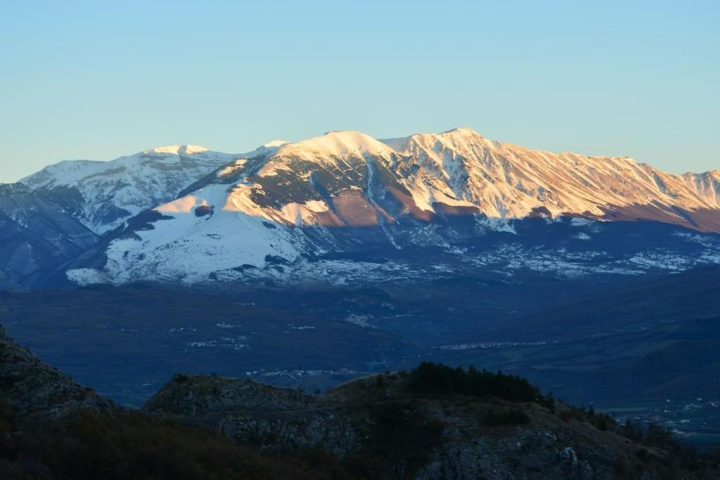 Abruzzo Farmhouse with Spectacular Views