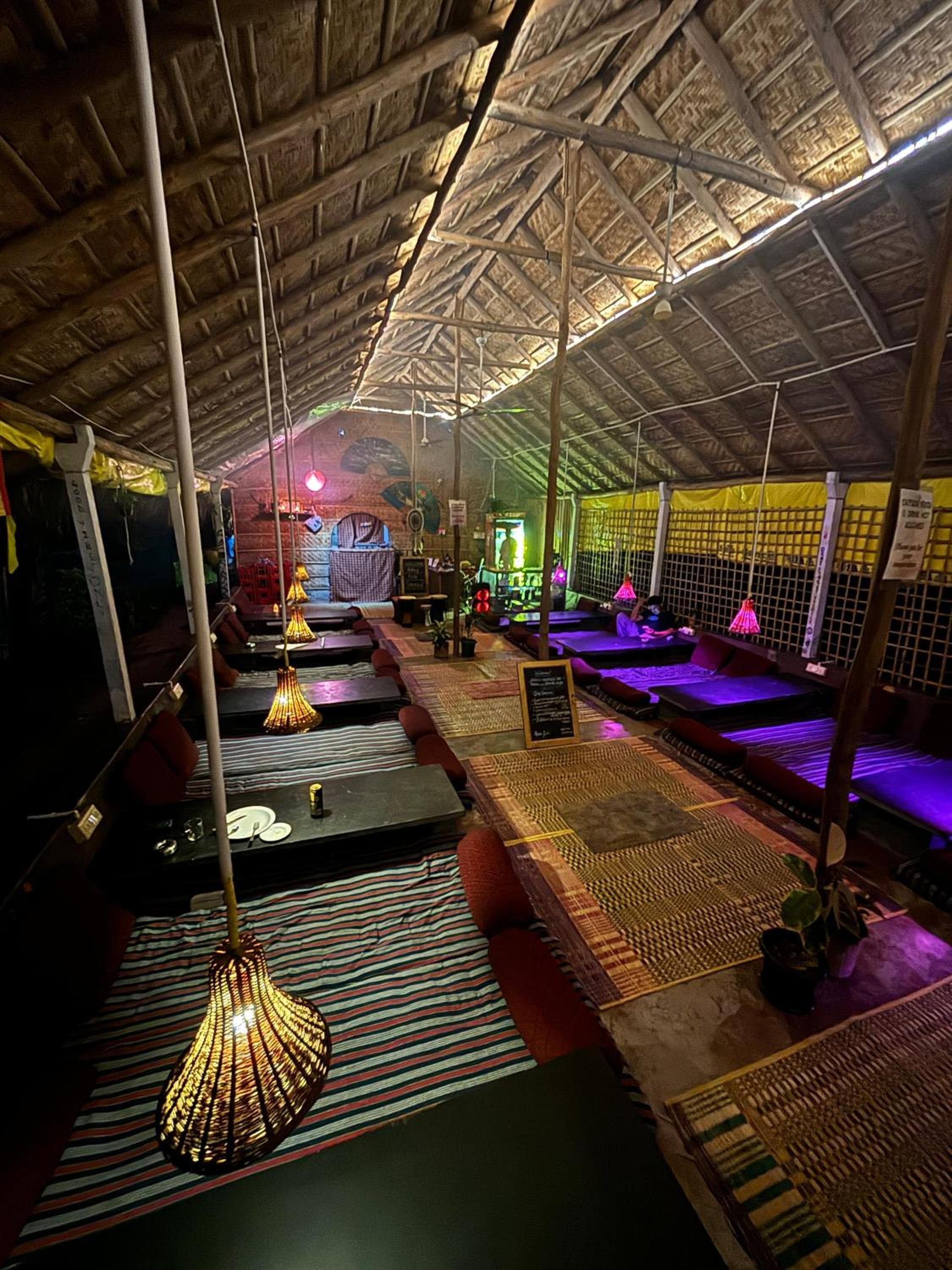 lounge
