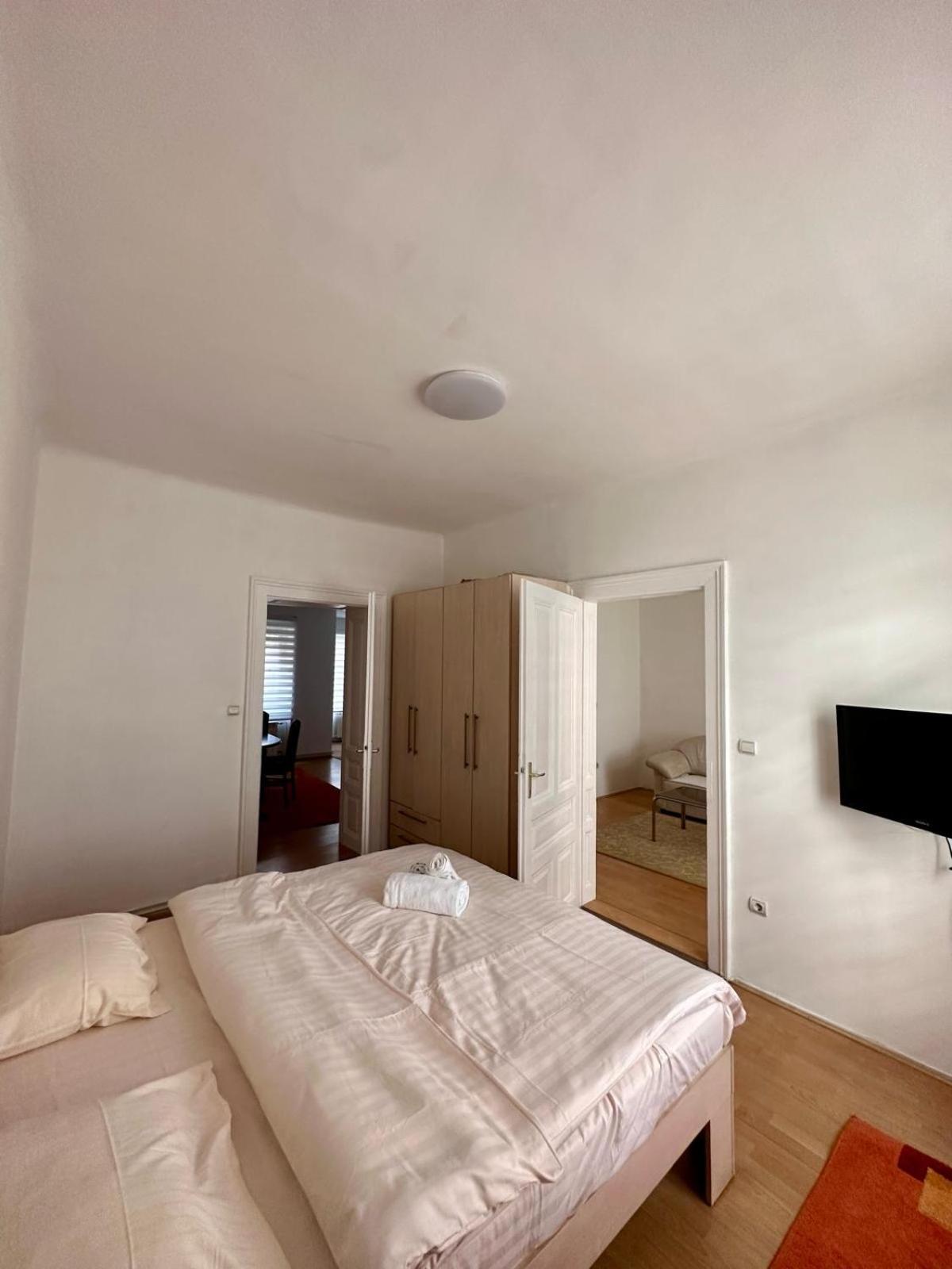 Silvias Apartment