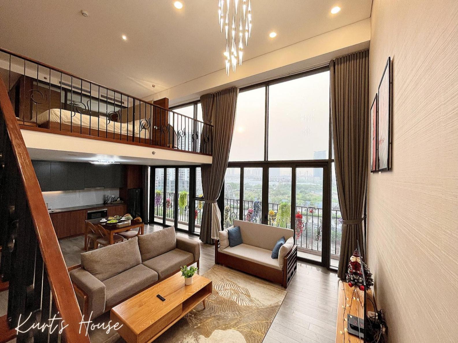 KURT'S HOUSE TÂY HỒ - 90m2 duplex apartment with cooking capacity
