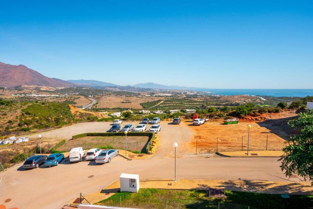 Casares Del Sol