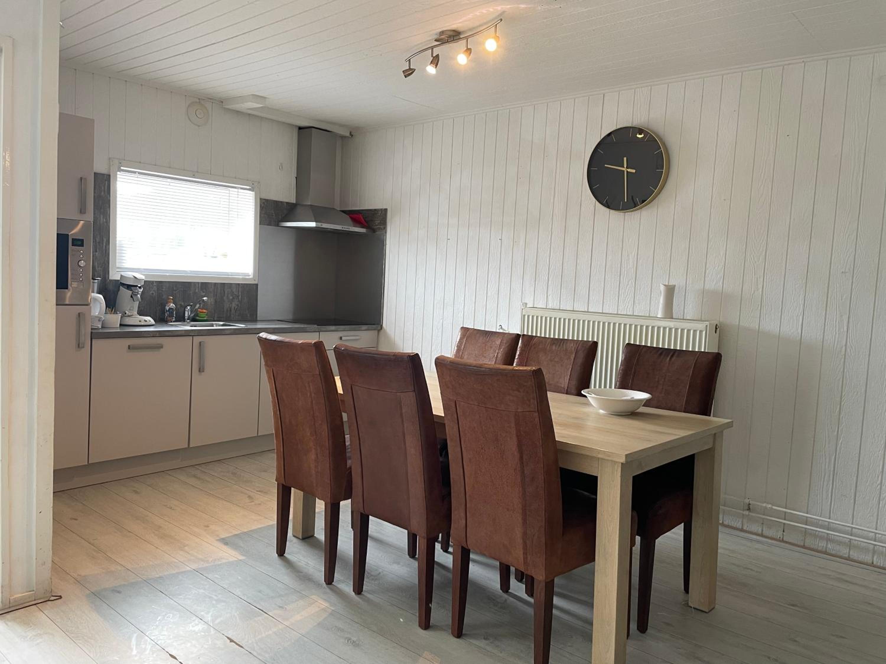 Fijne woning op hippische accommodatie aan de rand van Dokkum view 2