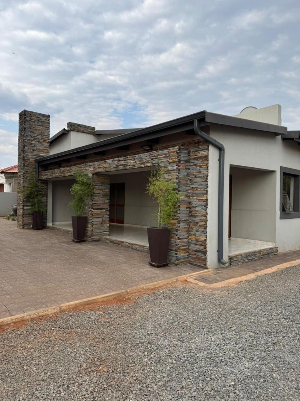 Kioma Guest House view 5