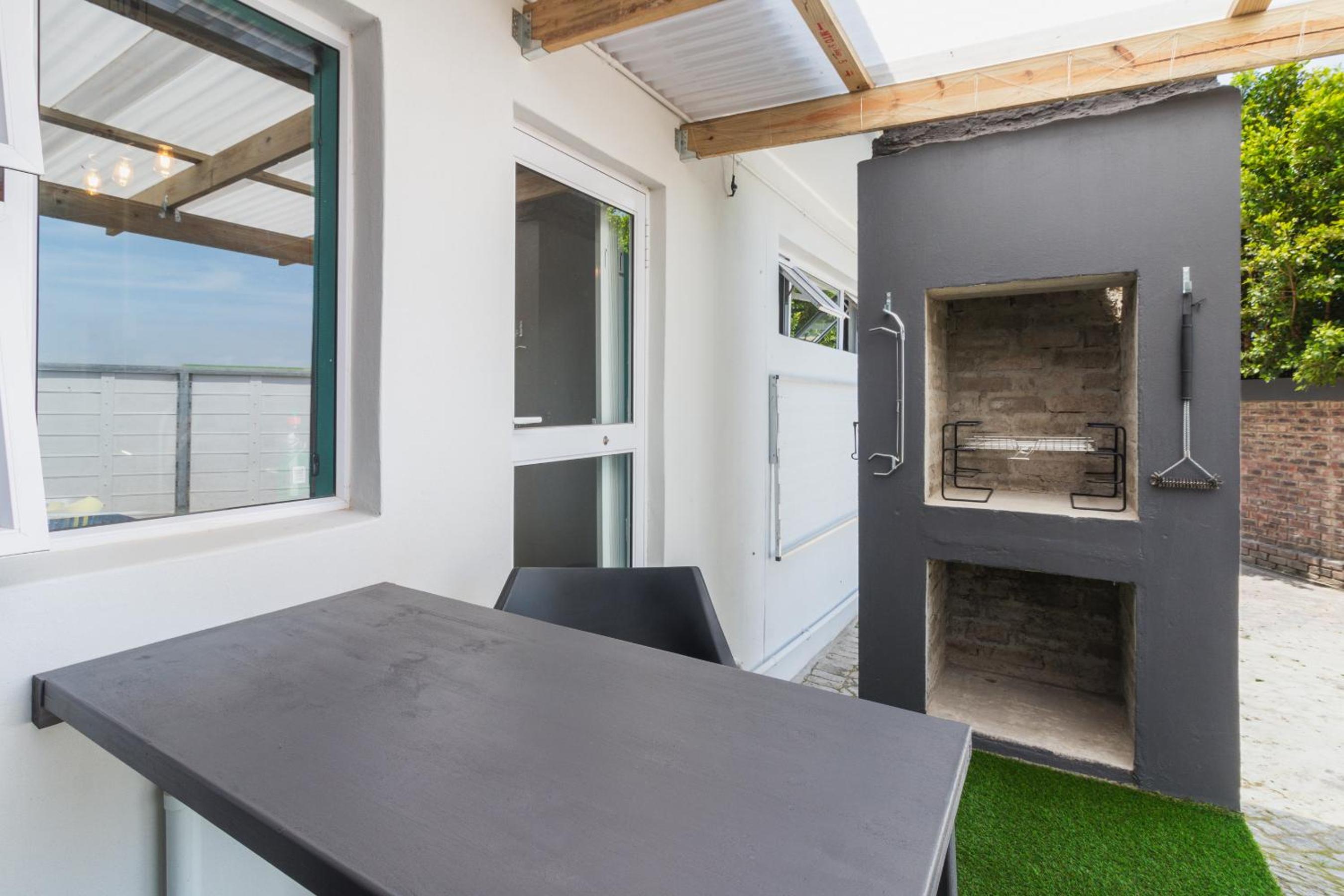 Hartenbos Breakaway - BeachHouse Cottage view 5