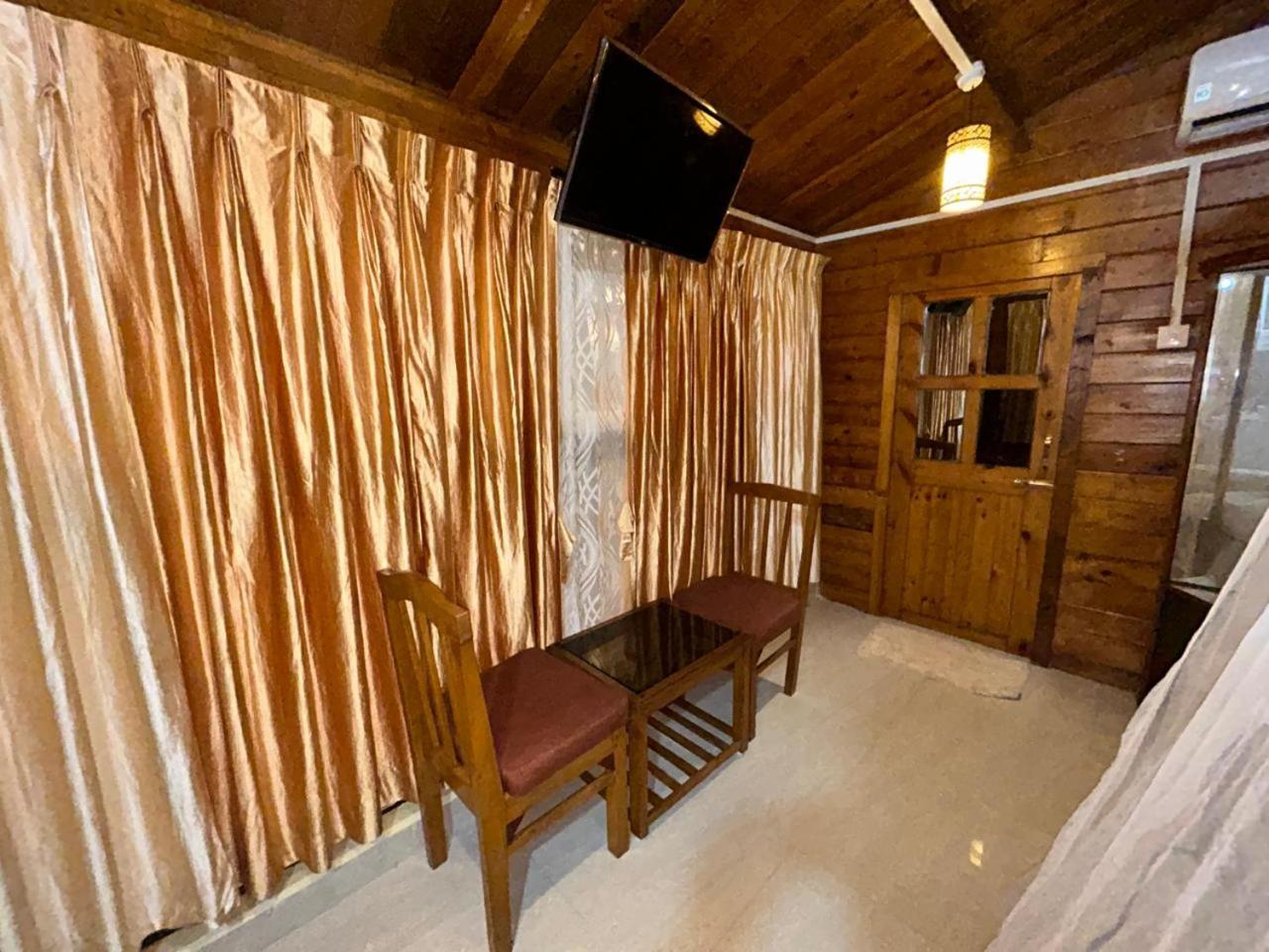 Mountain Breeze Wooden Cottages