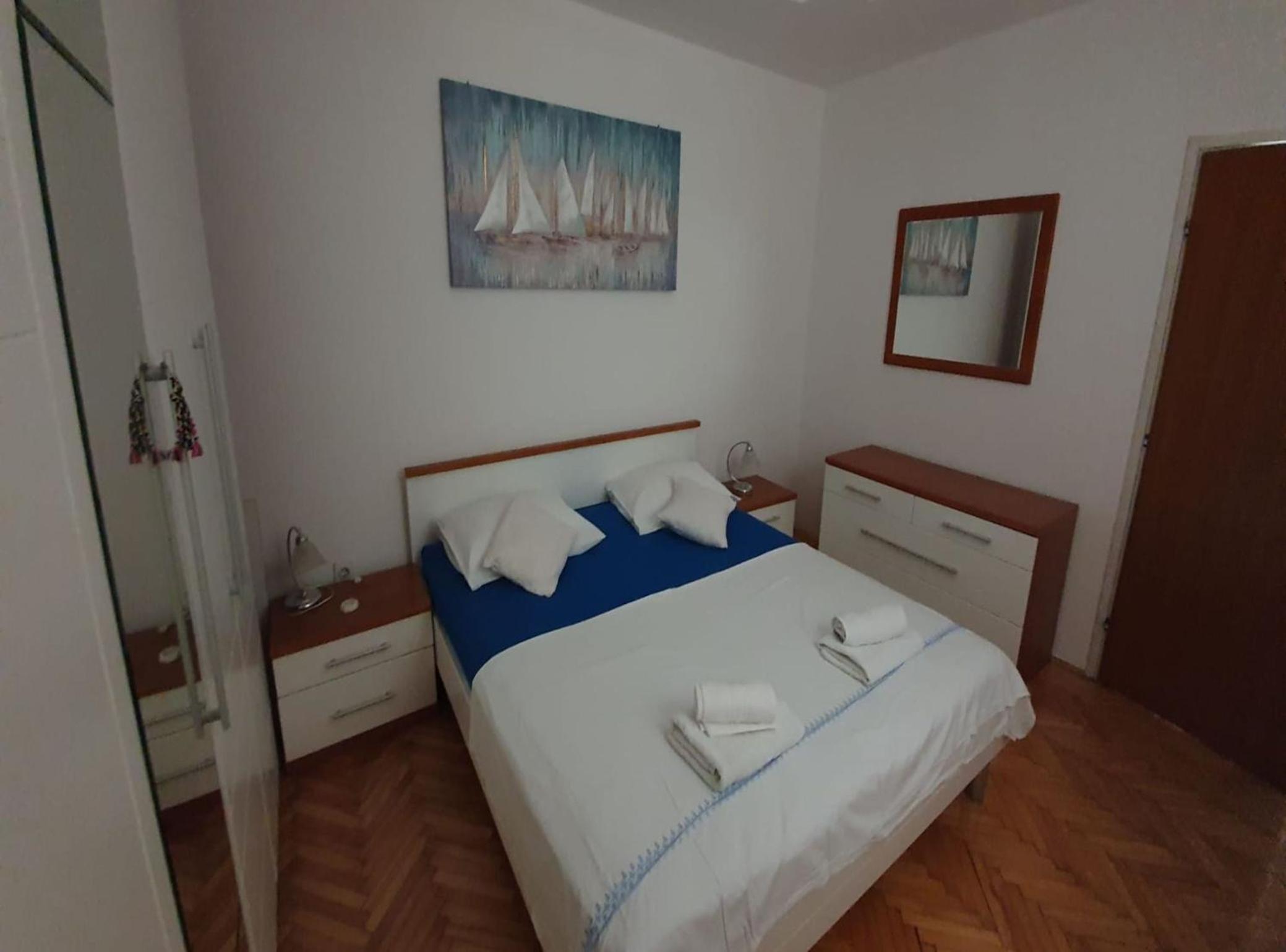 Spacious Apartment Steps from the Beach, with Private Terrace and Grill