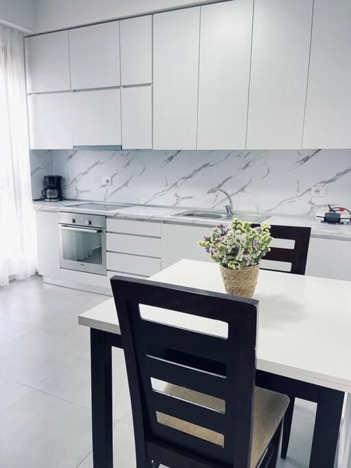 Tirana Central Apartment
