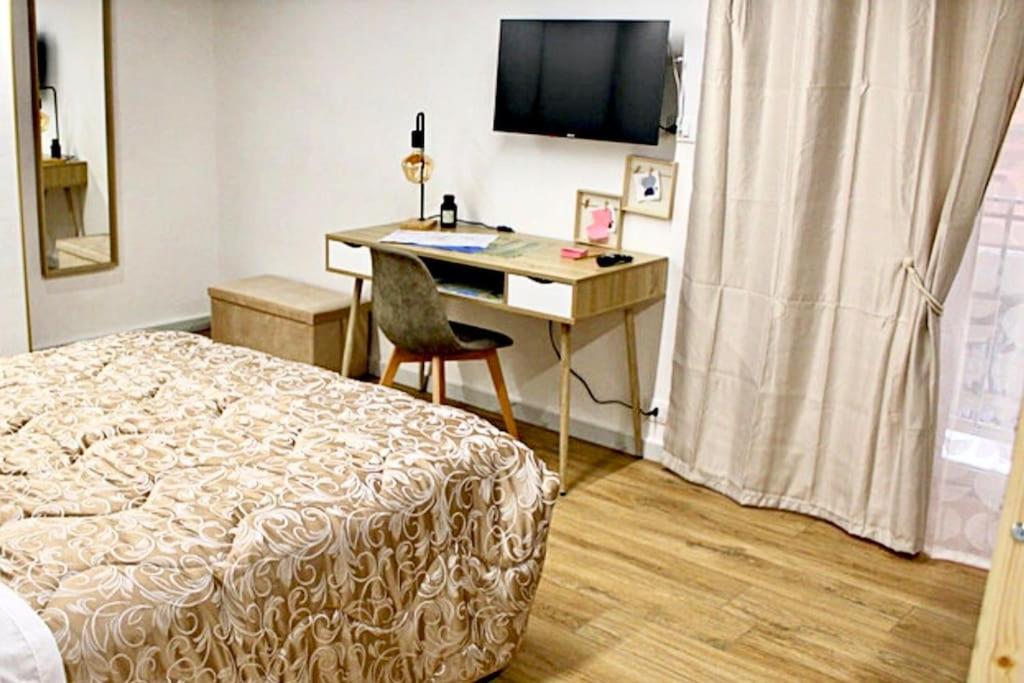 hotel room