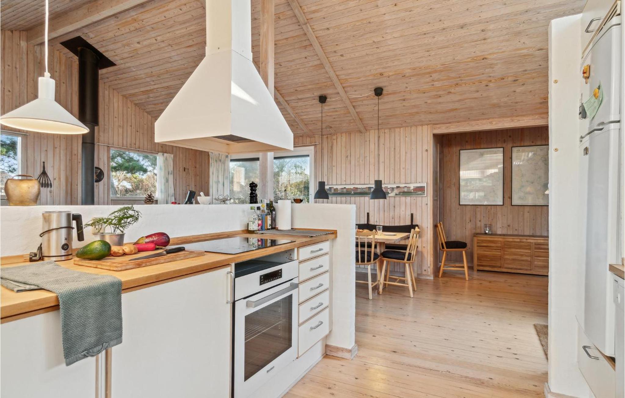 Beautiful Home In Samsø With Kitchen