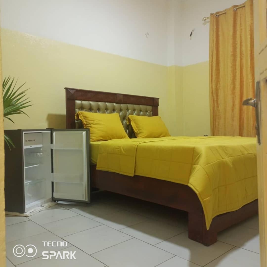 AFRIEUROTEXT Kamerun-High Standing-Appartements-Wifi-Security-Restaurant-modern Kitchen