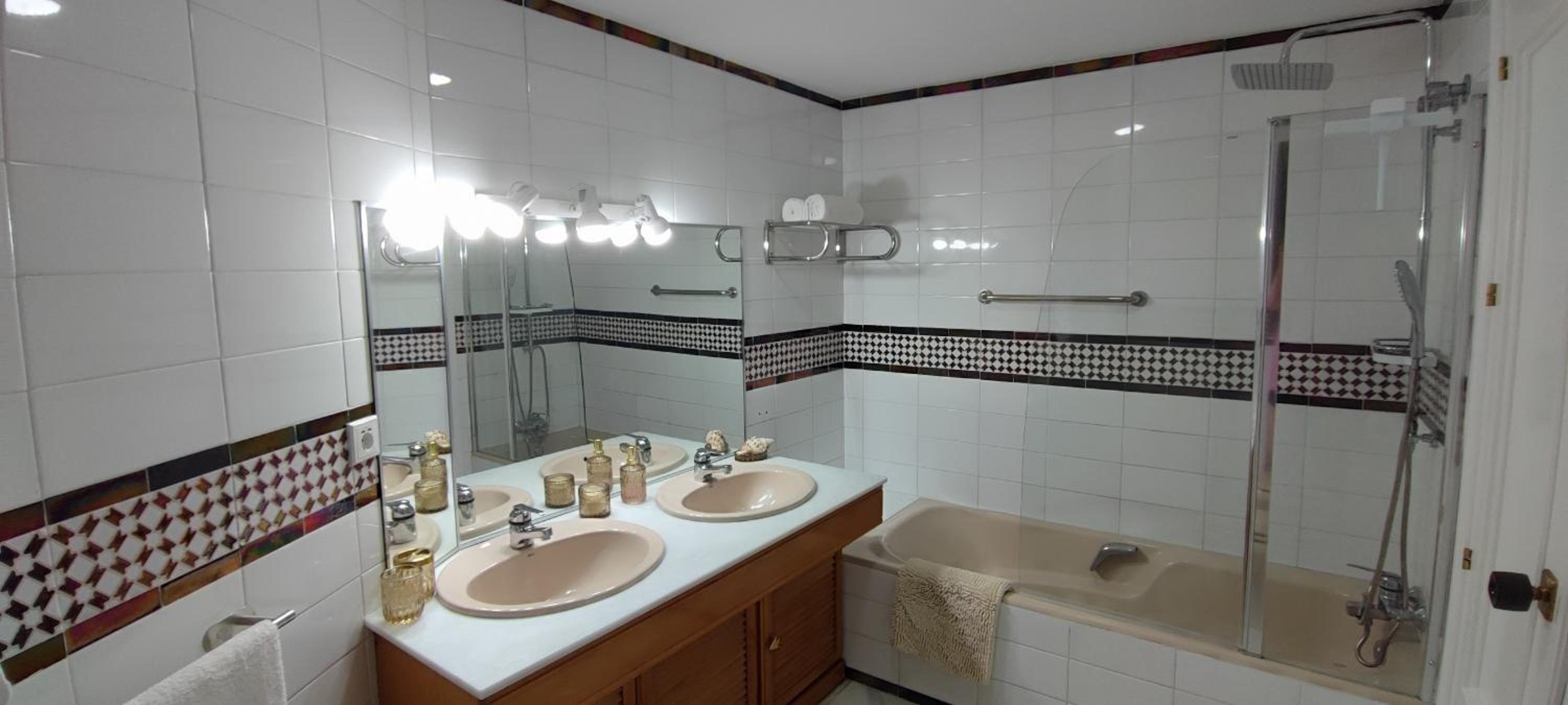Marbella Suite