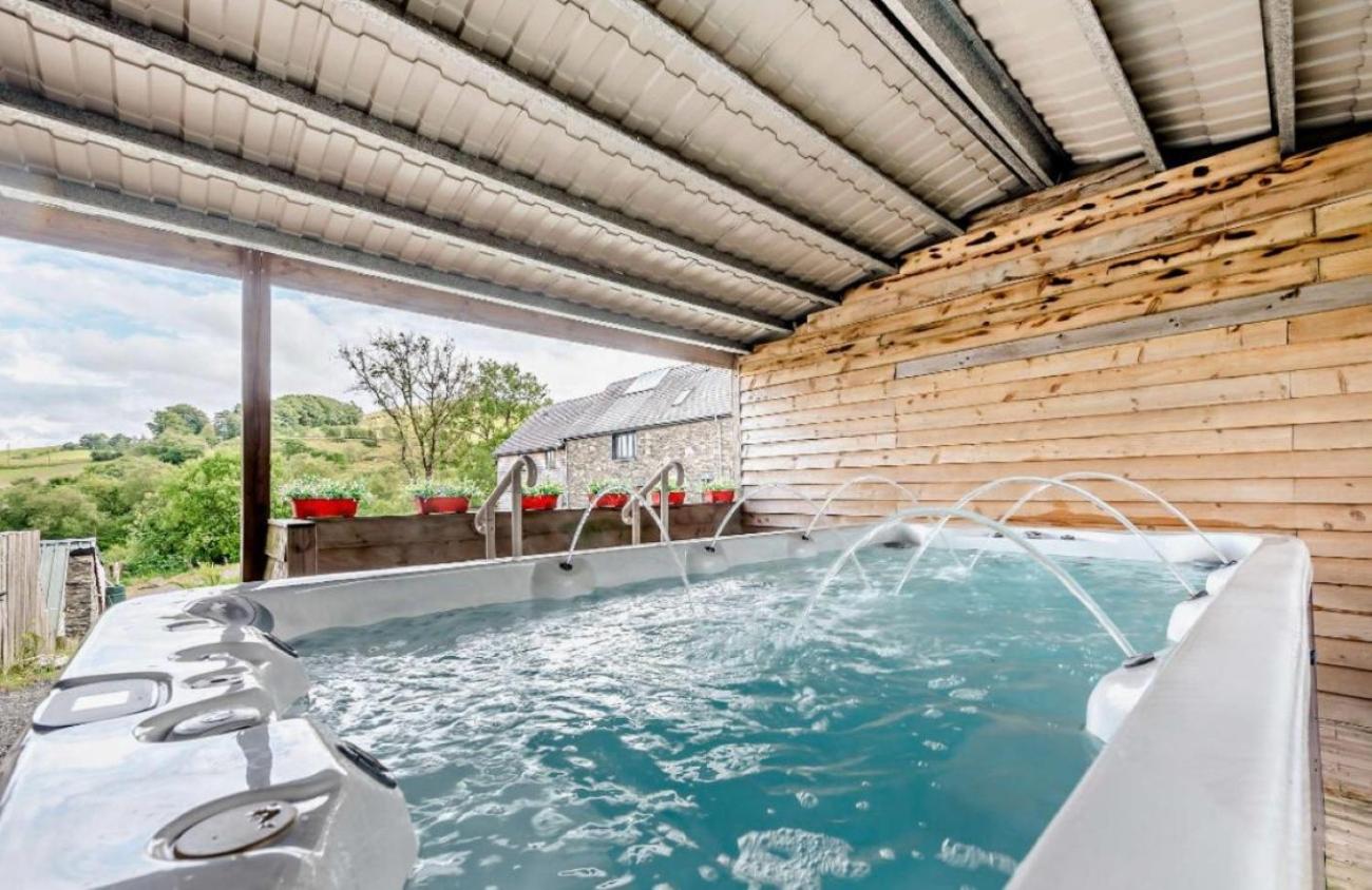Finest Retreats - The Welsh Barn view 3