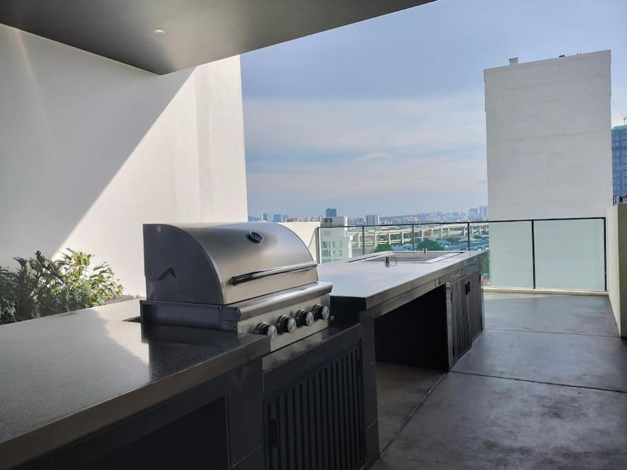 Continew TRX Corner Dual Balconies 2 Bedrooms