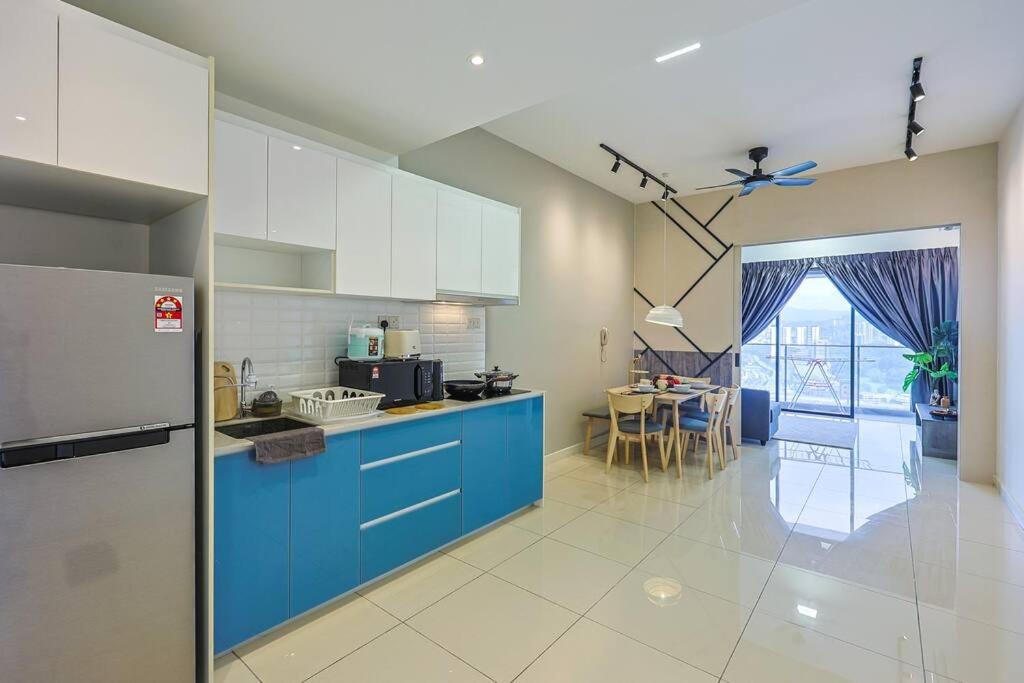 Continew TRX Corner Dual Balconies 2 Bedrooms