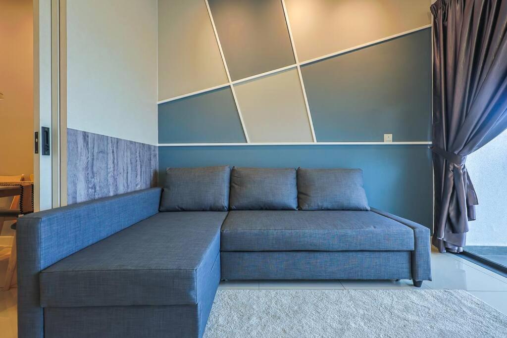 Continew TRX Corner Dual Balconies 2 Bedrooms