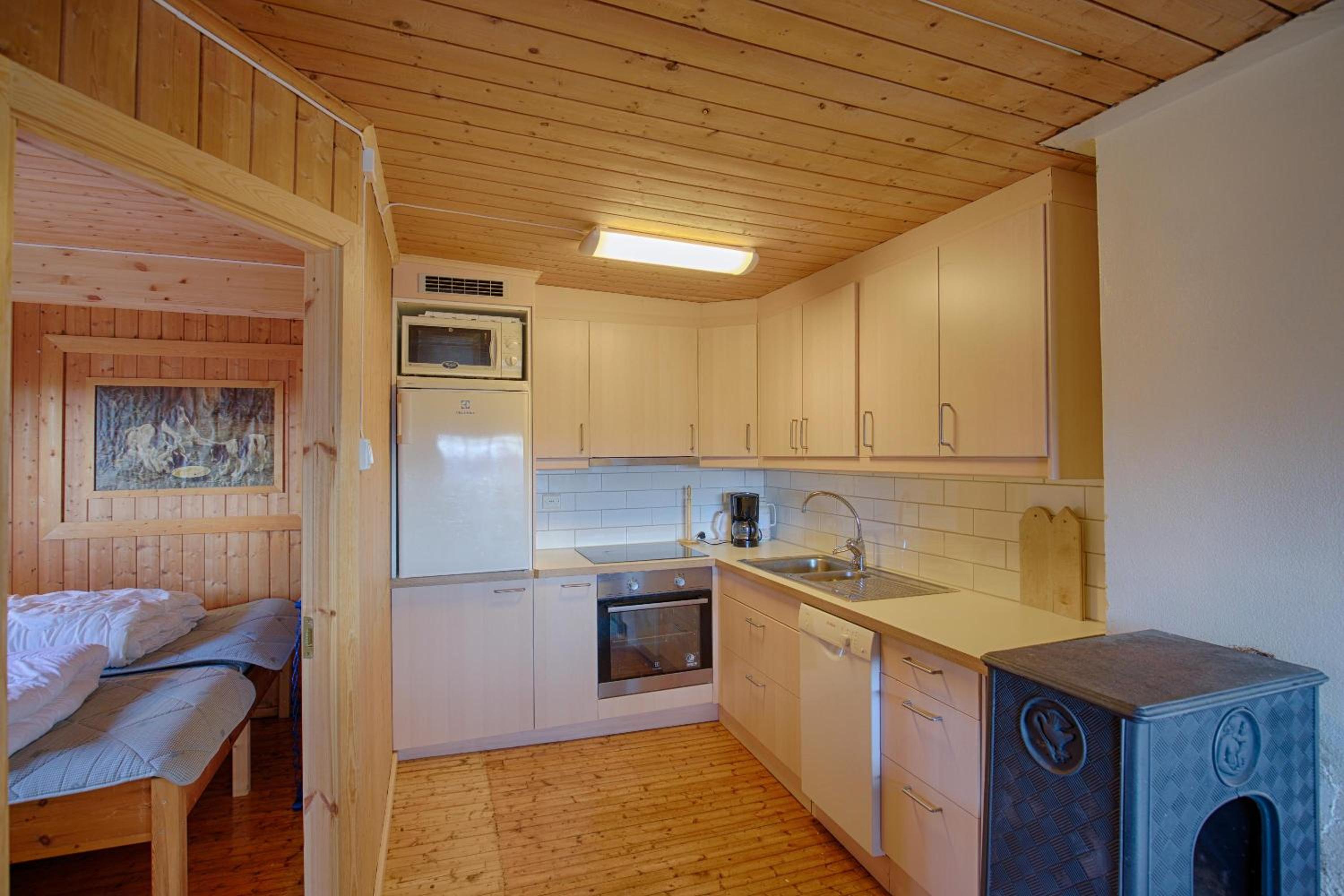 Charming Cabin Ski-In Access And Pet Friendly